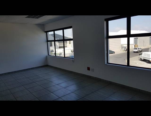 1,166M² FACTORY TO LET IN SAXENBURG PARK 2